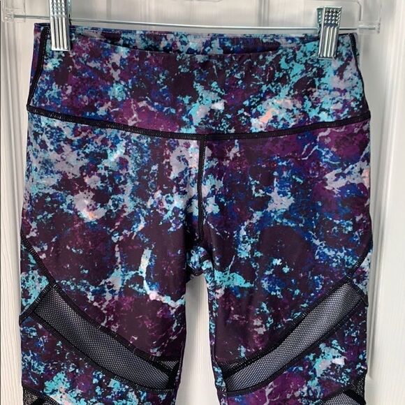 Fabletics leggings - Picture 3 of 4